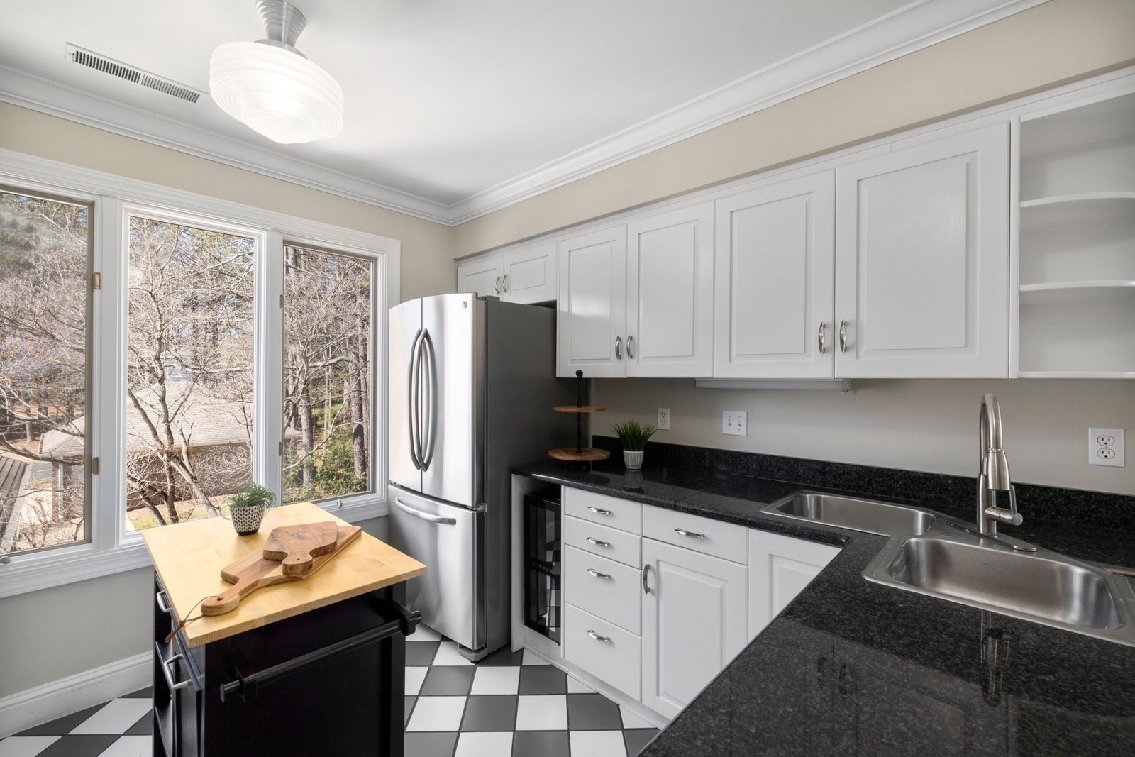 Why Is My Refrigerator Not Cooling? 7 Common Causes and Fixes